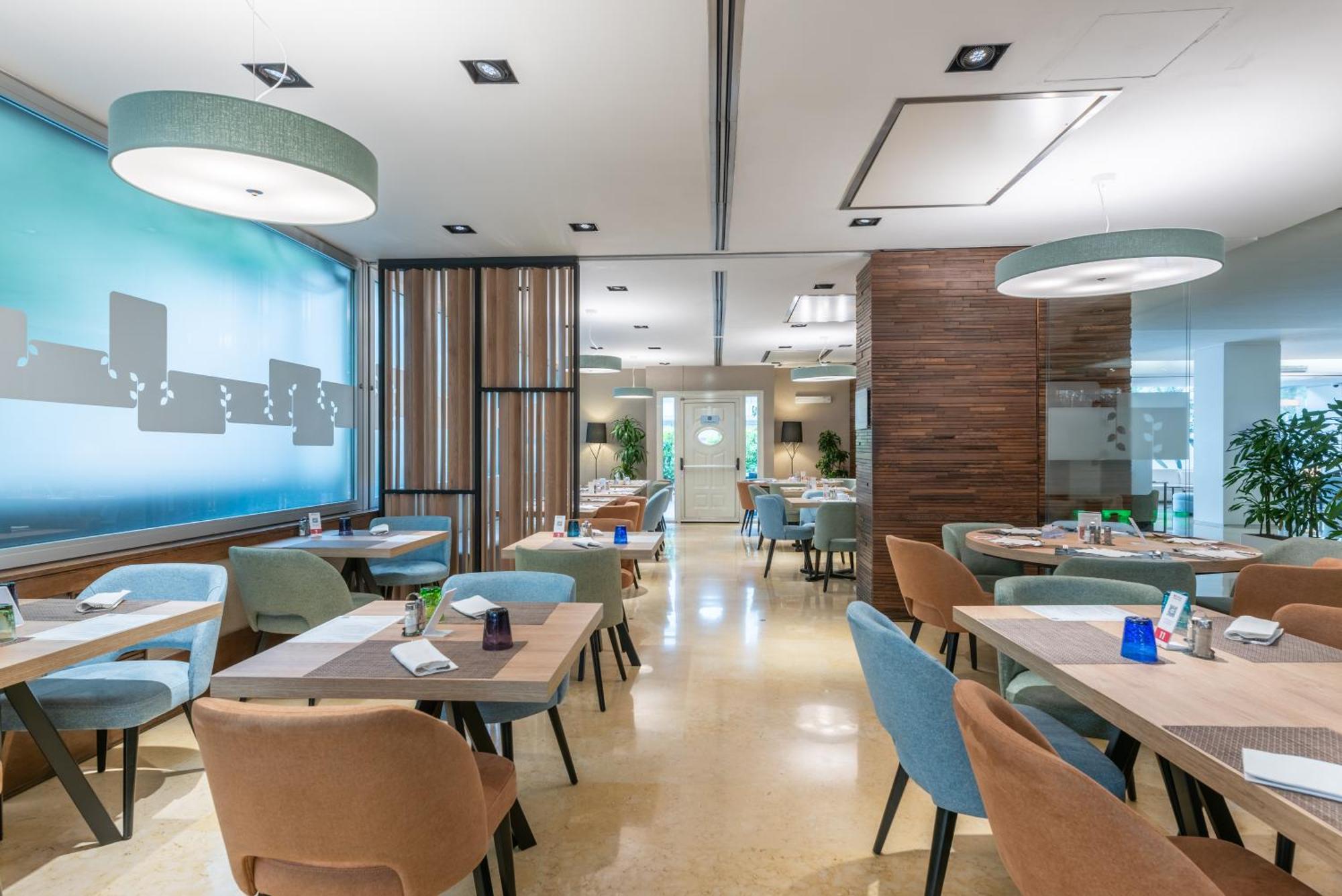 Hilton Garden Claridge