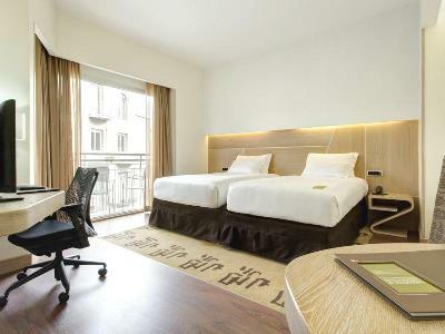 Hilton Garden Claridge Hotel 4*